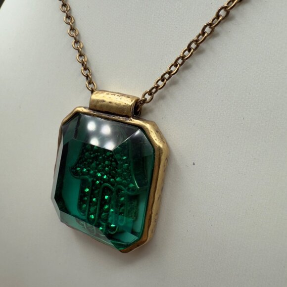 Green Hamsa Hand Pendant Necklace Antique Gold Tone Chain Lucky Brand - Picture 13 of 15